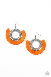 FRINGE FANATIC- PAPARAZZI ACCESSORIES
